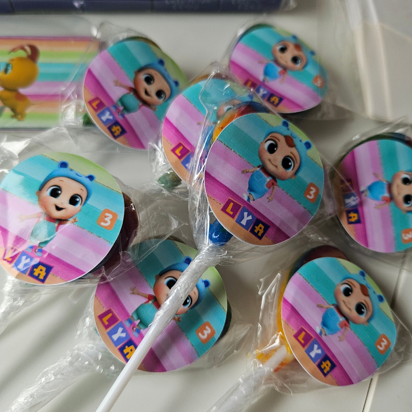 THEME LITTLE ANGEL
