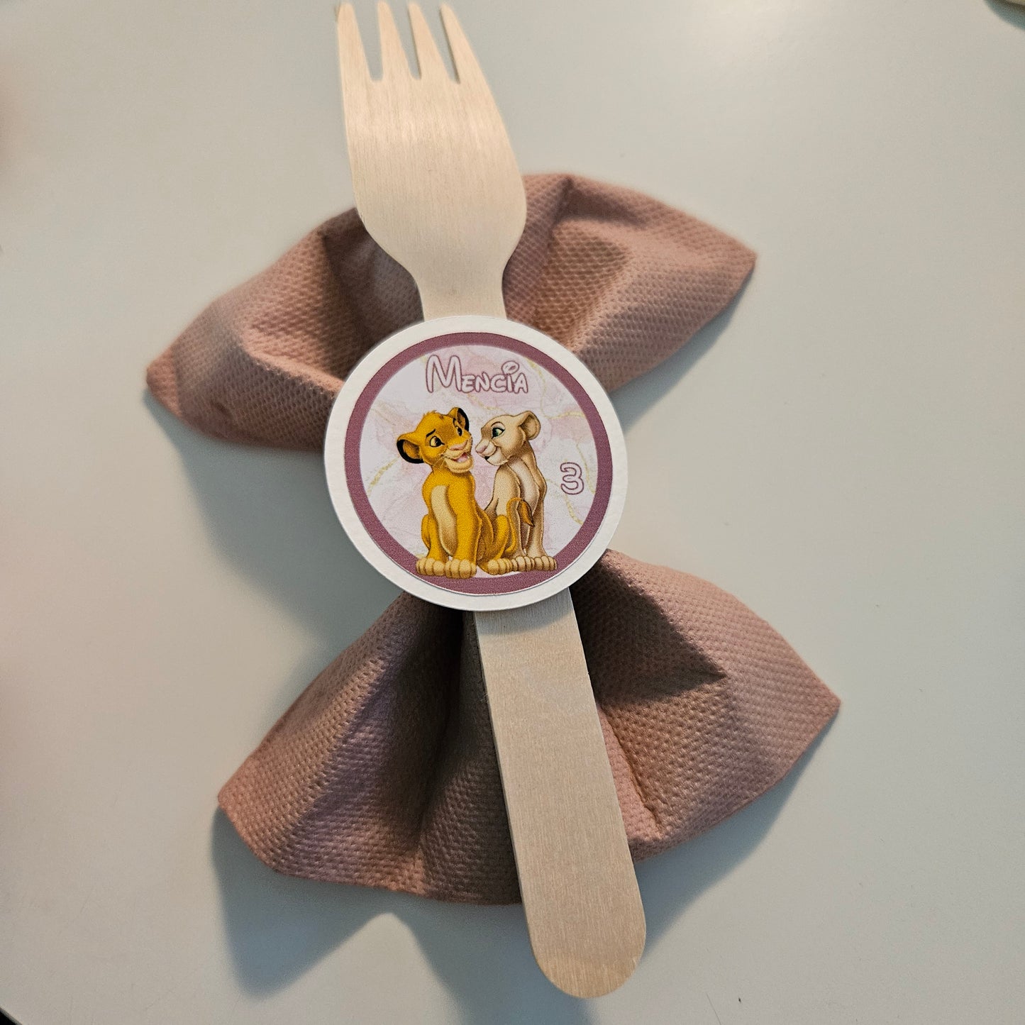 THEME ROI LION (SIMBA et NALA)