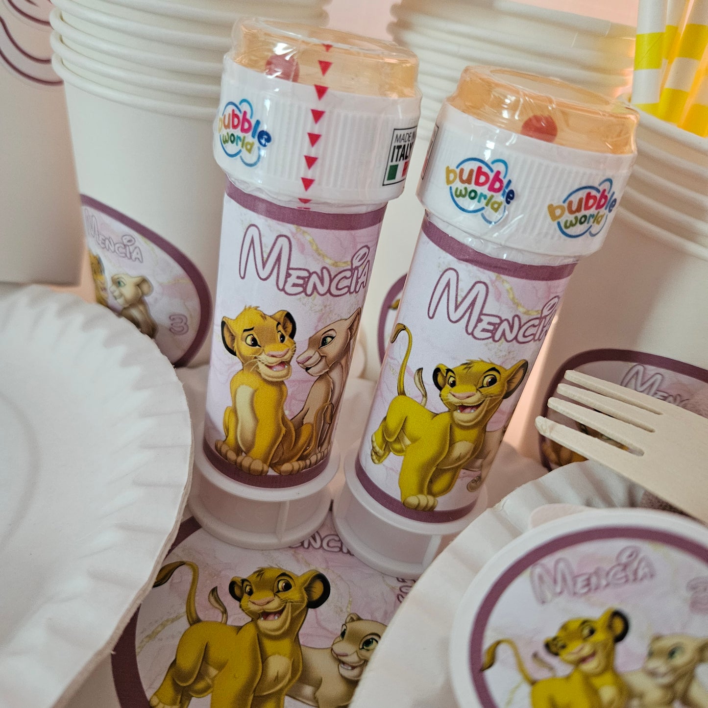 THEME ROI LION (SIMBA et NALA)
