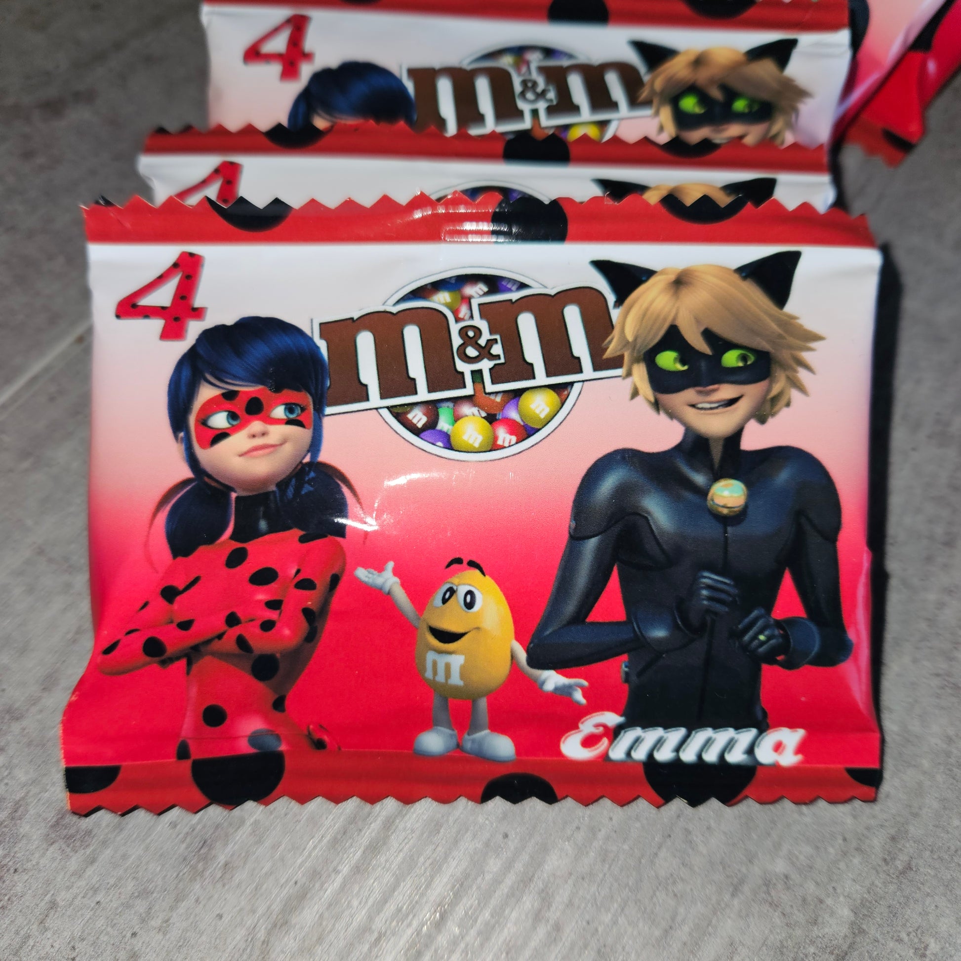 Nutella Personnalisé Avec Autocollants Super Héros Dans Une Boîte En Carton